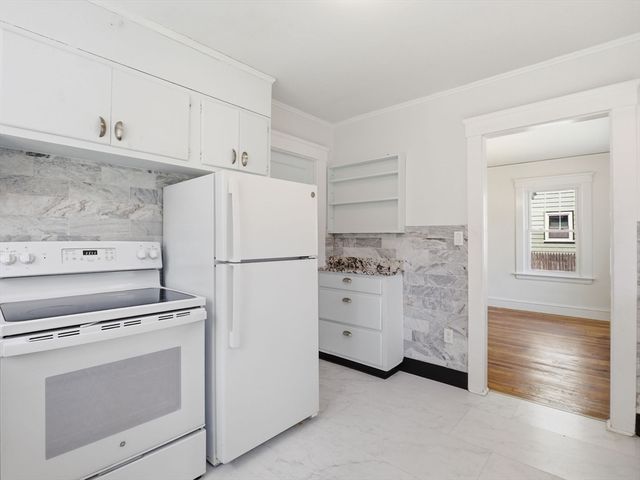 34 Burdette Ave, Framingham, MA 01702