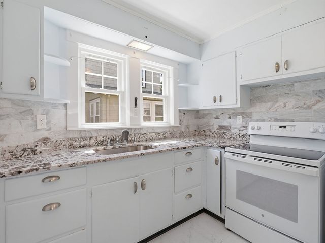 34 Burdette Ave, Framingham, MA 01702