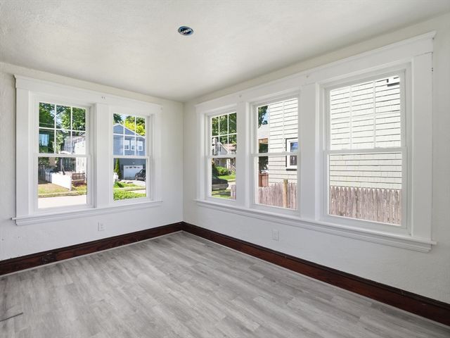 34 Burdette Ave, Framingham, MA 01702