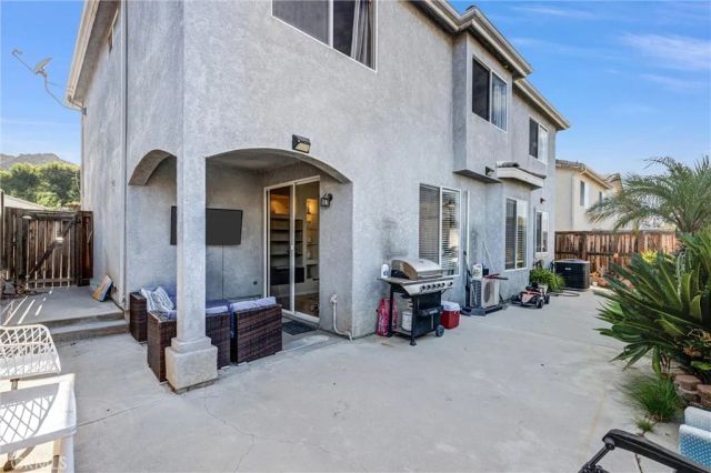 31344 Nichols Lane, Castaic, CA 91384