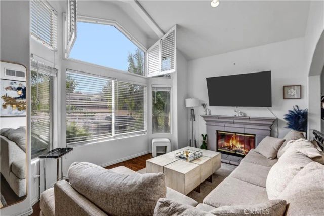 31344 Nichols Lane, Castaic, CA 91384