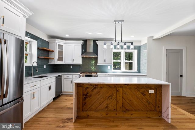 19721 EAGLE MILL RD, Parkton, MD 21120