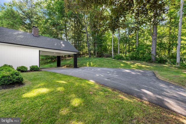 19721 EAGLE MILL RD, Parkton, MD 21120