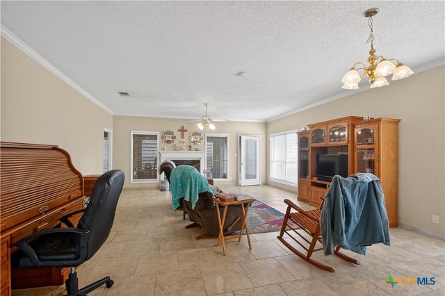 123 E Harbor Drive, Port Lavaca, TX 77979