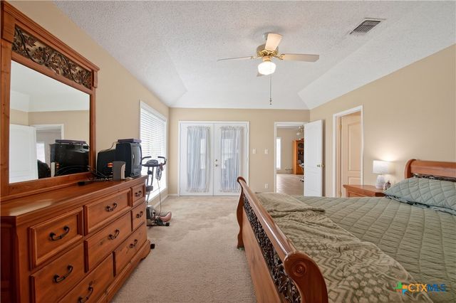 123 E Harbor Drive, Port Lavaca, TX 77979