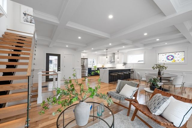 15 Spring Hill Ter, Somerville, MA 02143