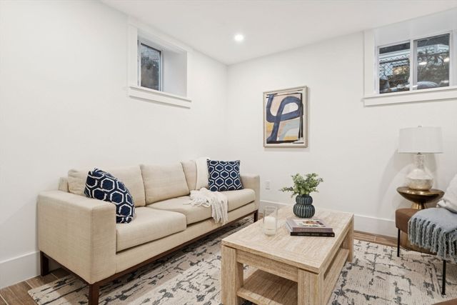 15 Spring Hill Ter, Somerville, MA 02143