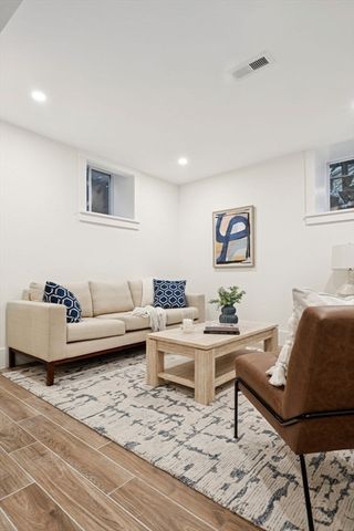 15 Spring Hill Ter, Somerville, MA 02143