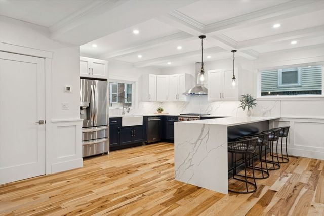 15 Spring Hill Ter, Somerville, MA 02143