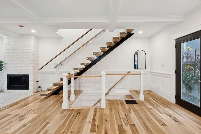 15 Spring Hill Ter, Somerville, MA 02143