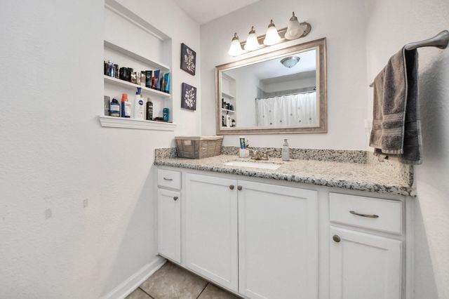 2806 Oak Drive, Dickinson, TX 77539