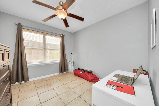 2806 Oak Drive, Dickinson, TX 77539