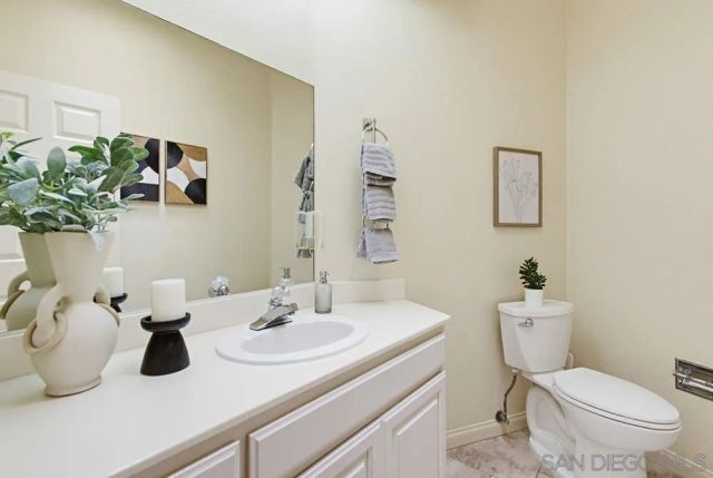 17844 Joyas Ct, Poway, CA 92064