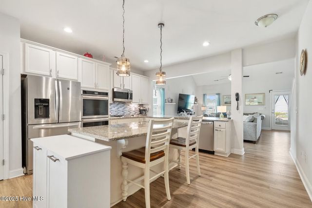 254 E Red Head Circle, Sneads Ferry, NC 28460