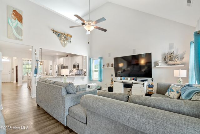 254 E Red Head Circle, Sneads Ferry, NC 28460