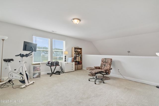 254 E Red Head Circle, Sneads Ferry, NC 28460