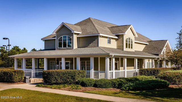 254 E Red Head Circle, Sneads Ferry, NC 28460