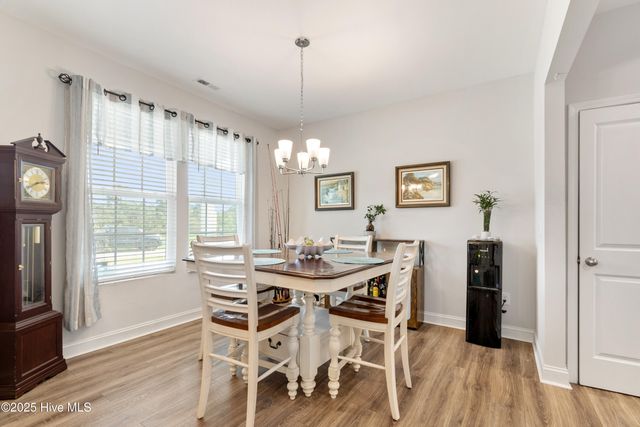 254 E Red Head Circle, Sneads Ferry, NC 28460