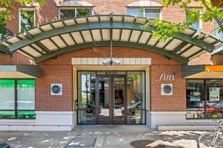 6801 Greenwood Avenue N #106, Seattle, WA 98103