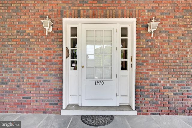 1920 MARKET ST, Camp Hill, PA 17011