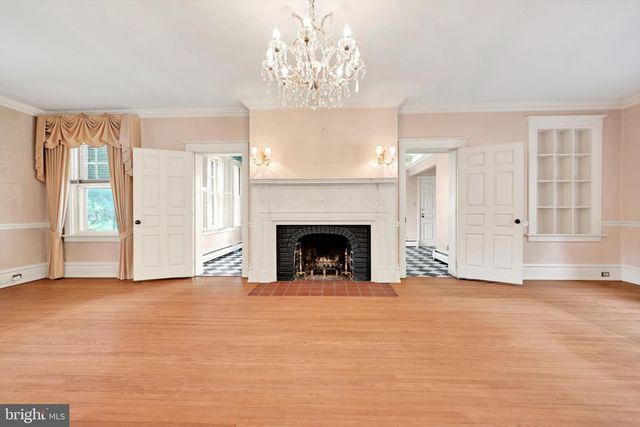 1920 MARKET ST, Camp Hill, PA 17011