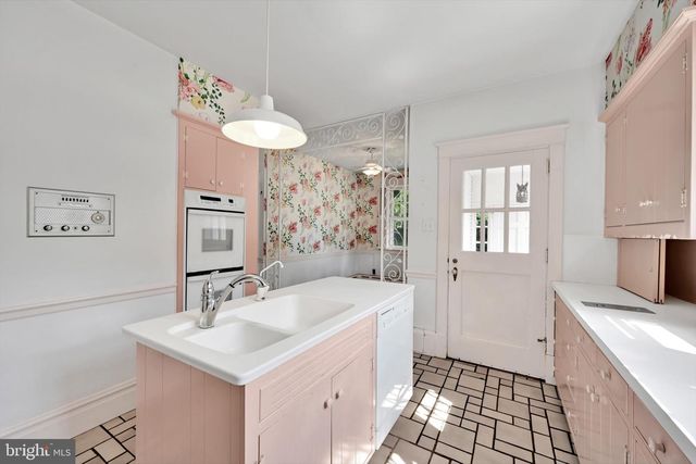 1920 MARKET ST, Camp Hill, PA 17011