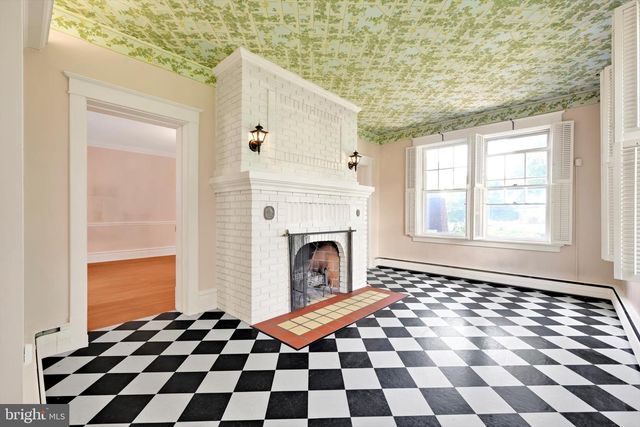 1920 MARKET ST, Camp Hill, PA 17011