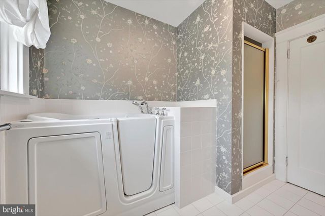 1920 MARKET ST, Camp Hill, PA 17011