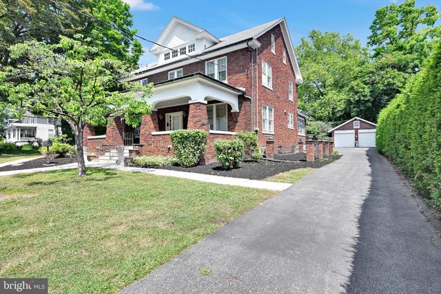 1920 MARKET ST, Camp Hill, PA 17011
