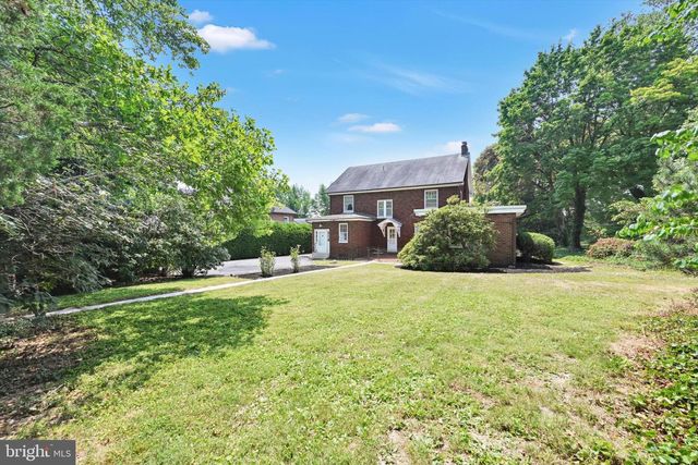 1920 MARKET ST, Camp Hill, PA 17011