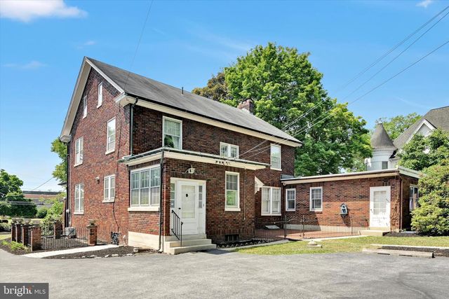 1920 MARKET ST, Camp Hill, PA 17011