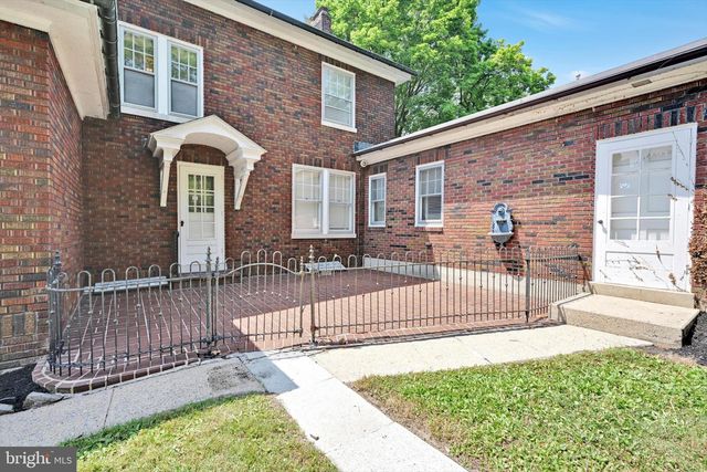 1920 MARKET ST, Camp Hill, PA 17011