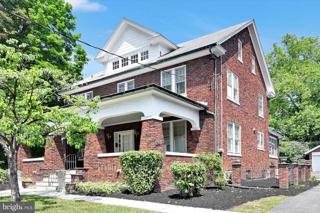 1920 MARKET ST, Camp Hill, PA 17011