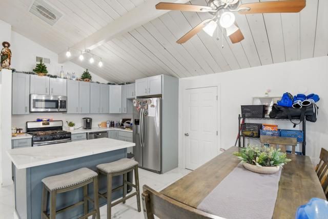 433 E Washington Avenue, El Cajon, CA 92020