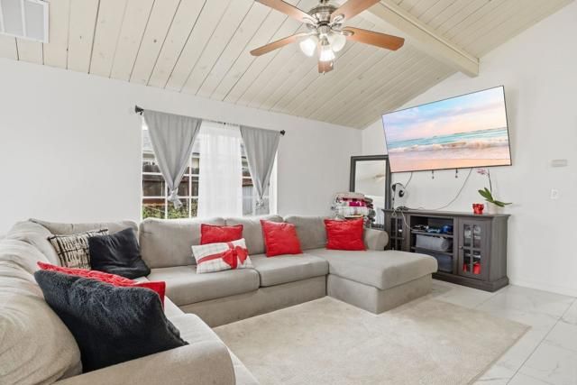 433 E Washington Avenue, El Cajon, CA 92020