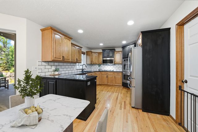 17817 E Galaxy Ct, Greenacres, WA 99016