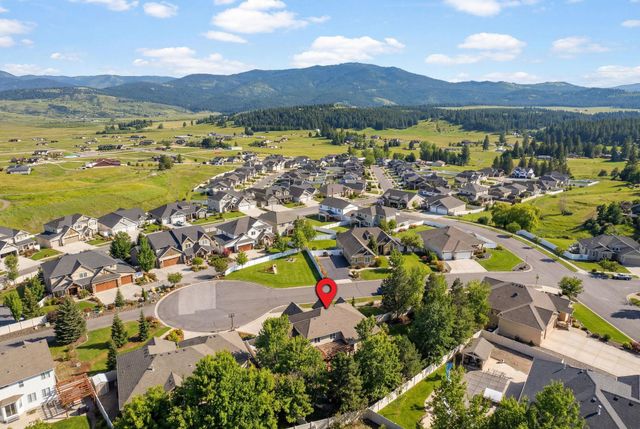 17817 E Galaxy Ct, Greenacres, WA 99016