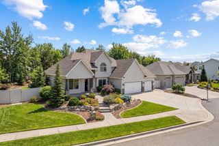 17817 E Galaxy Ct, Greenacres, WA 99016