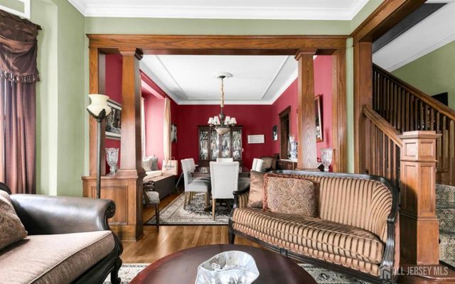 11 Golf Street, West Long Branch, NJ 07764