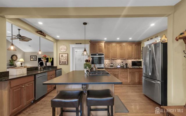 11 Golf Street, West Long Branch, NJ 07764