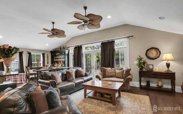 11 Golf Street, West Long Branch, NJ 07764