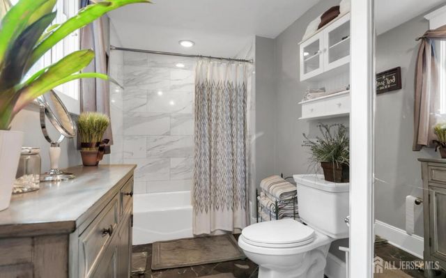 11 Golf Street, West Long Branch, NJ 07764