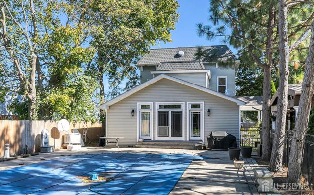 11 Golf Street, West Long Branch, NJ 07764