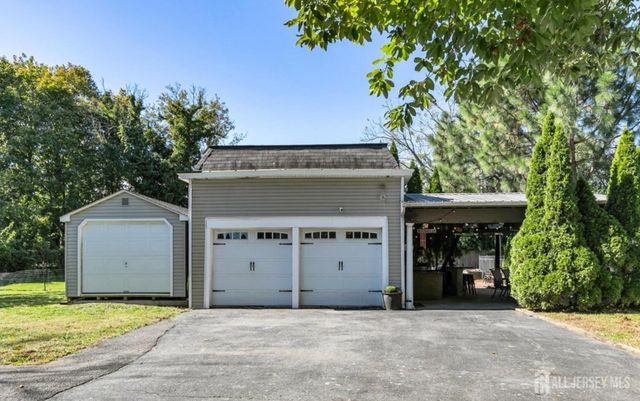 11 Golf Street, West Long Branch, NJ 07764