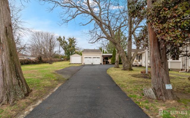 11 Golf Street, West Long Branch, NJ 07764