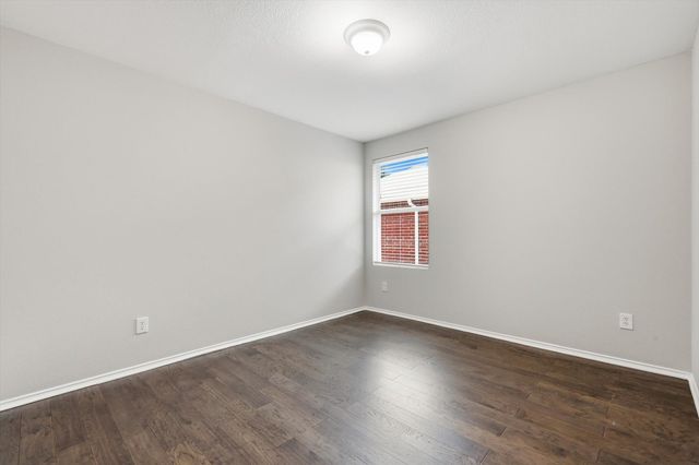 652 Lincoln Avenue, Lavon, TX 75166