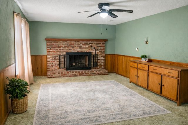 171 Parkwood Circle, Walterboro, SC 29488