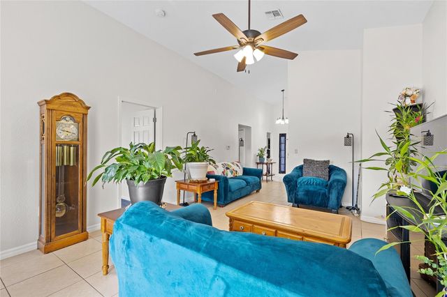 508 HILLCREST DRIVE, Davenport, FL 33897