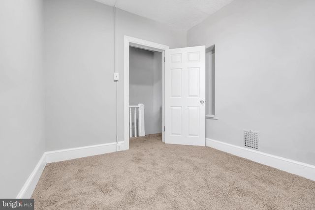 235 N WILLOW AVE, Gloucester City, NJ 08030