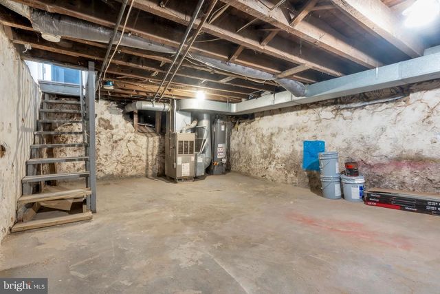 235 N WILLOW AVE, Gloucester City, NJ 08030